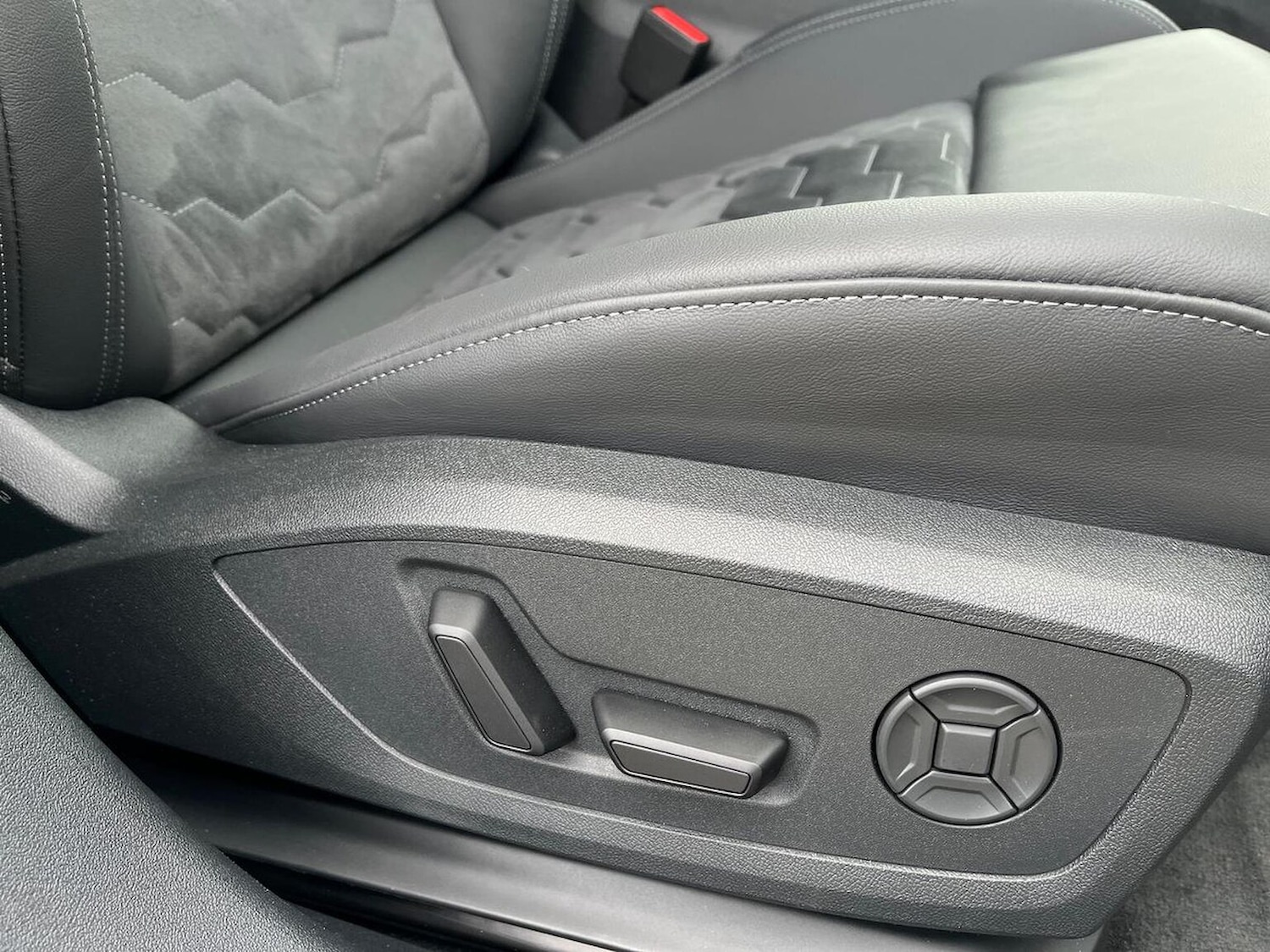Used Audi A6 2025 for sale - 76170764: Photo 30