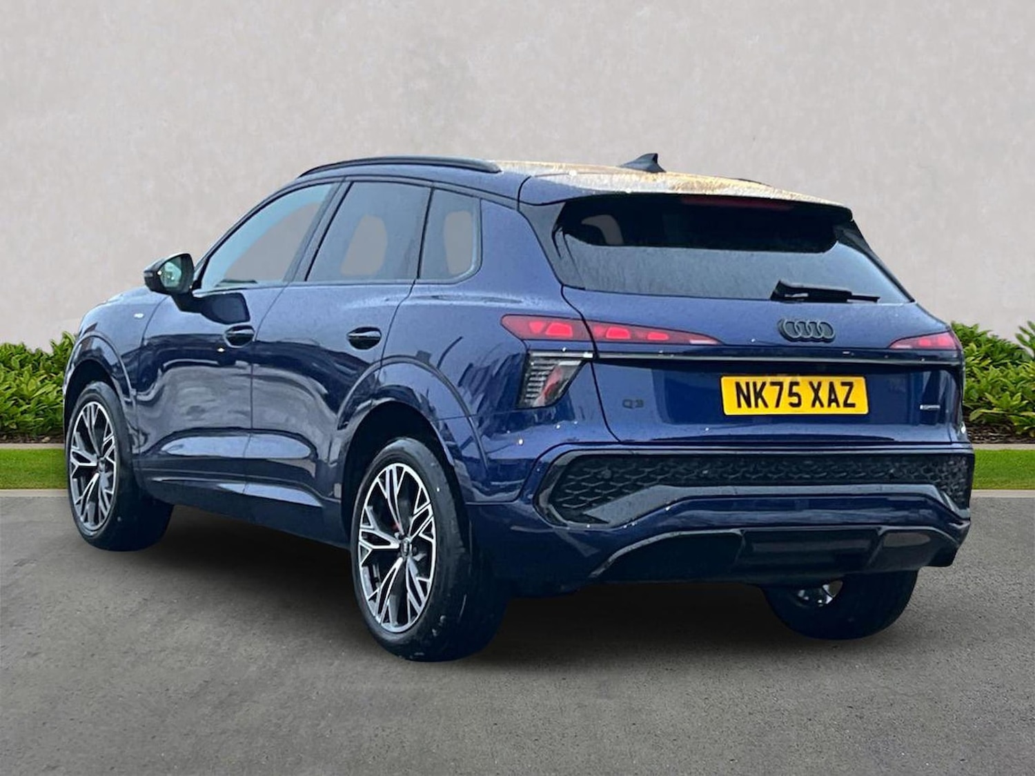 Used Audi Q3 2025 for sale - 77489334: Photo 2