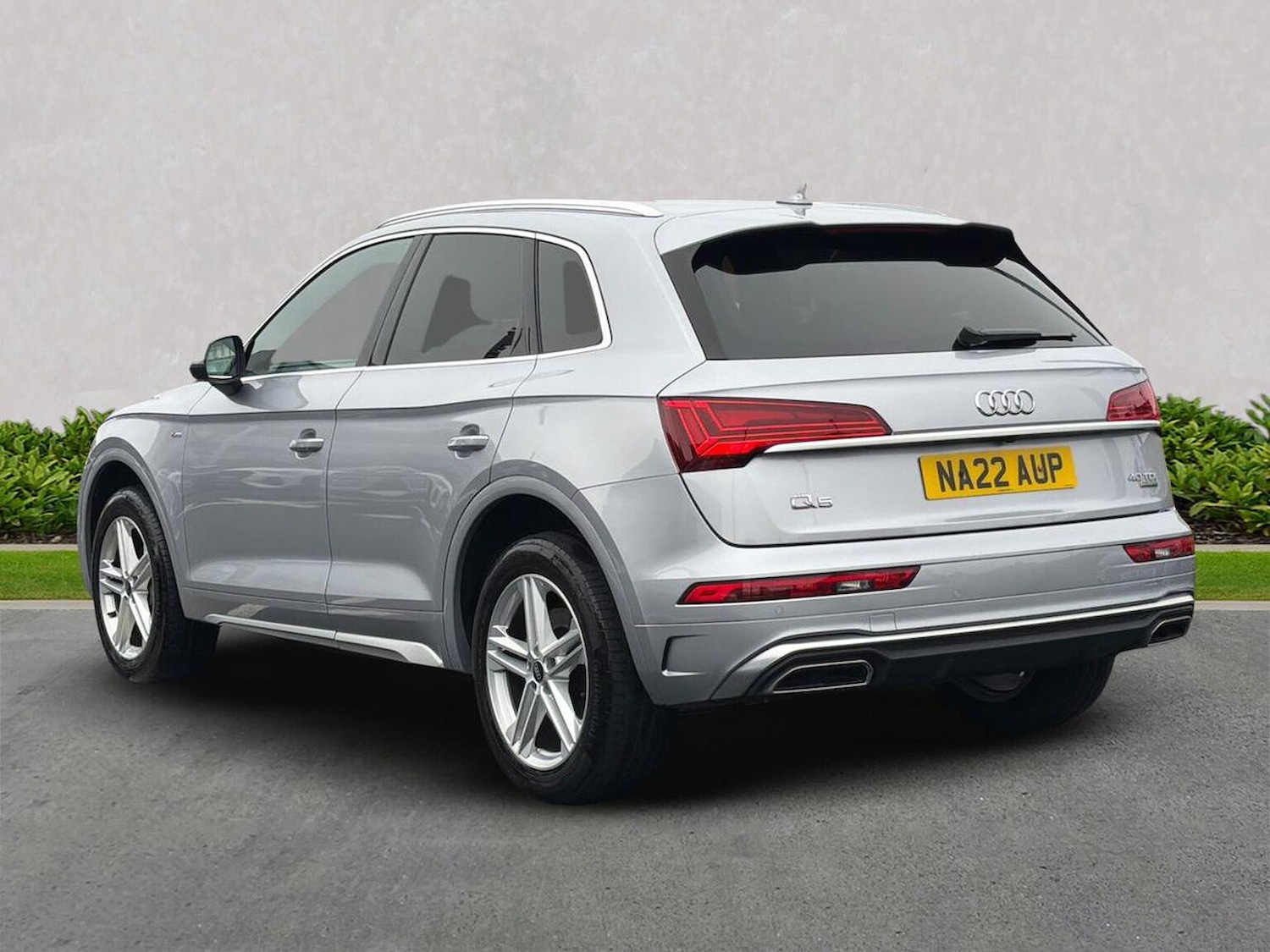 Used Audi Q5 2022 for sale - 76170763: Photo 2