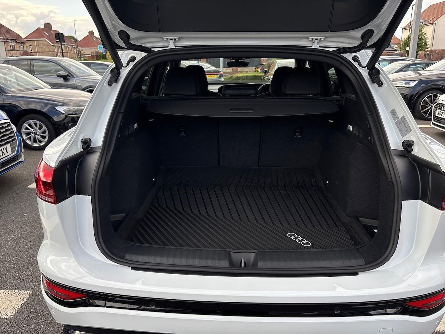 Used Audi Q6 e-tron 2025 for sale - 76174211: Photo 17