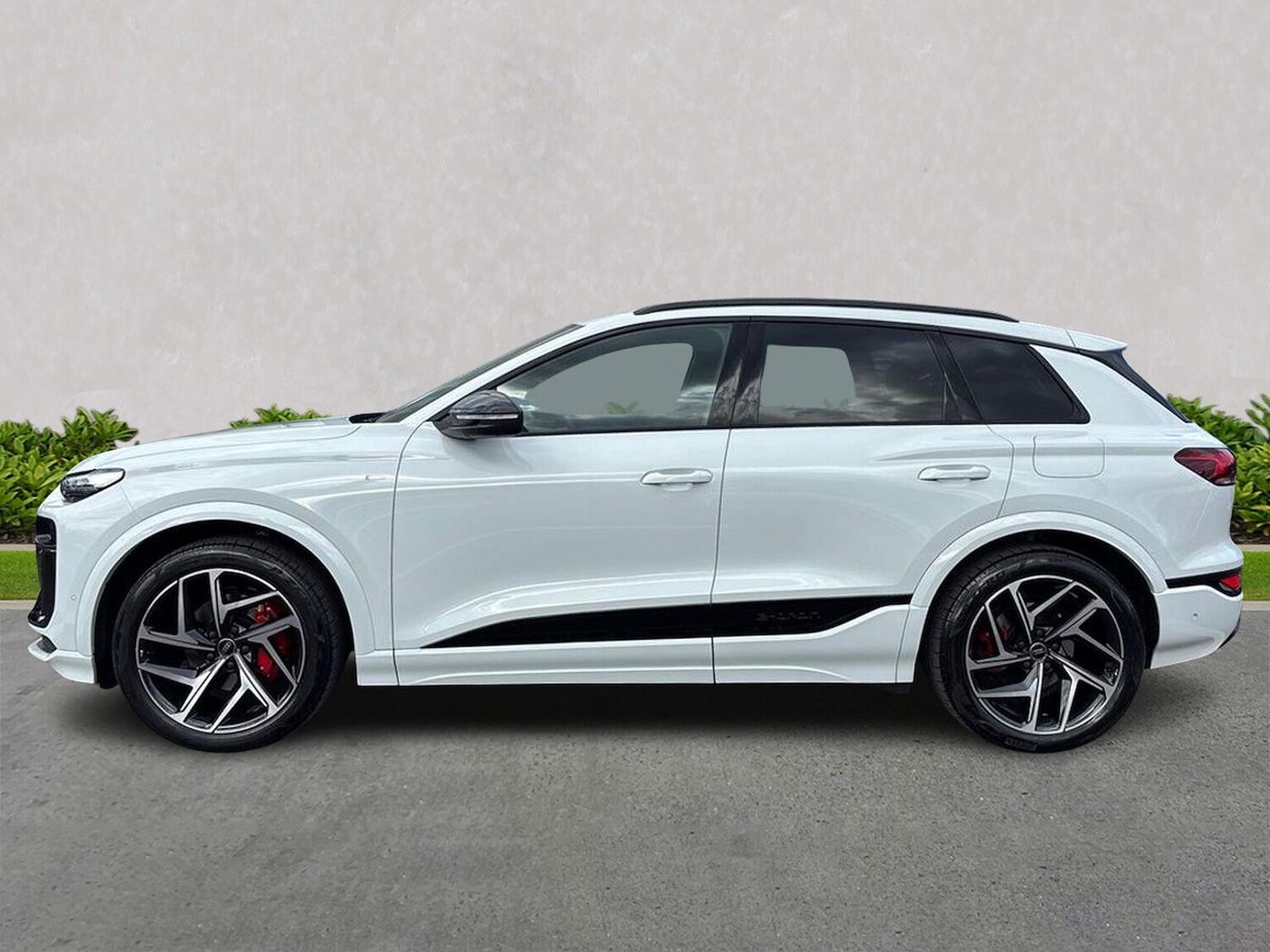 Used Audi Q6 e-tron 2025 for sale - 76174211: Photo 19