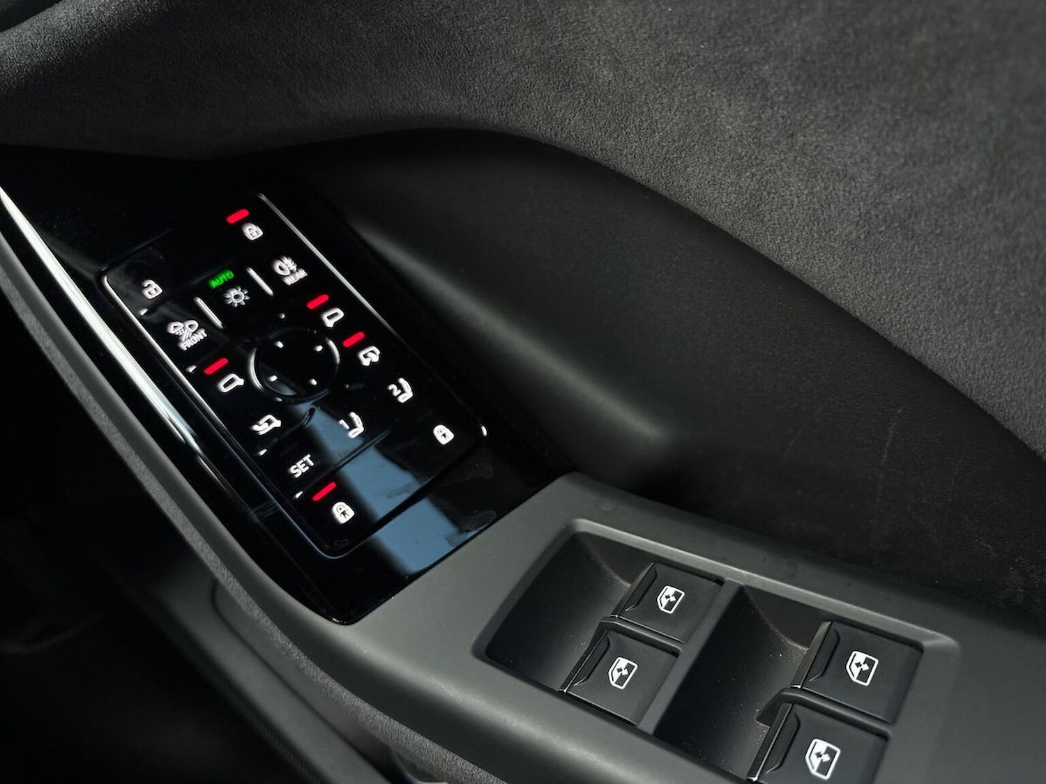 Used Audi Q6 e-tron 2025 for sale - 76174211: Photo 21