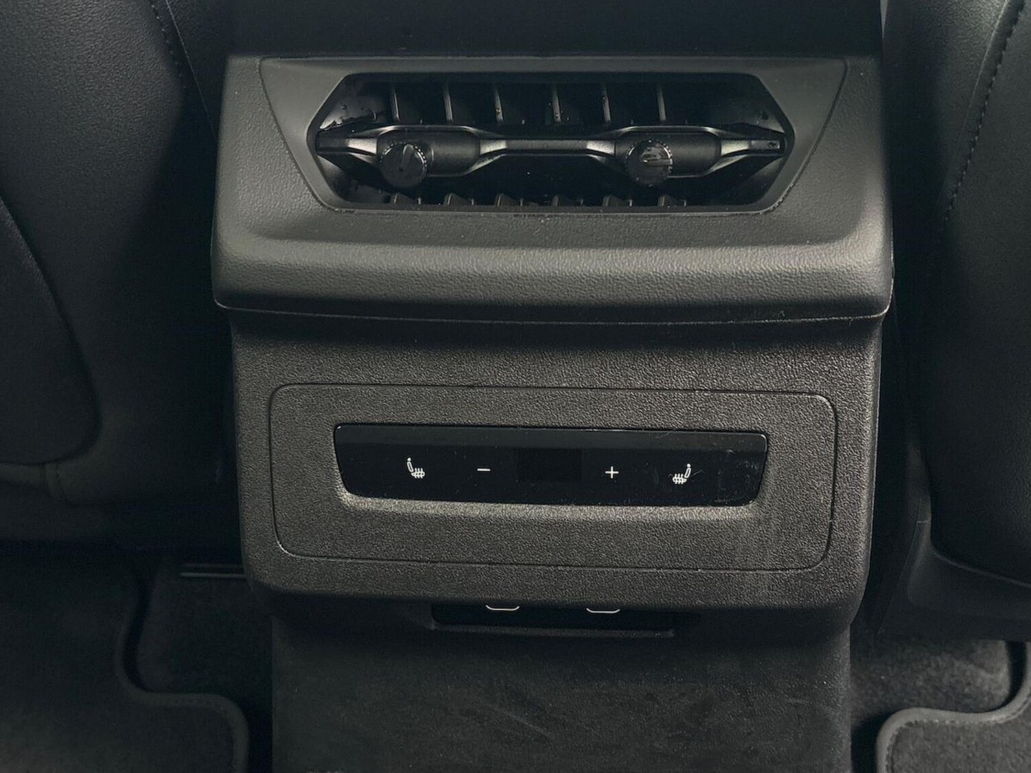 Used Audi Q6 e-tron 2025 for sale - 76174211: Photo 33