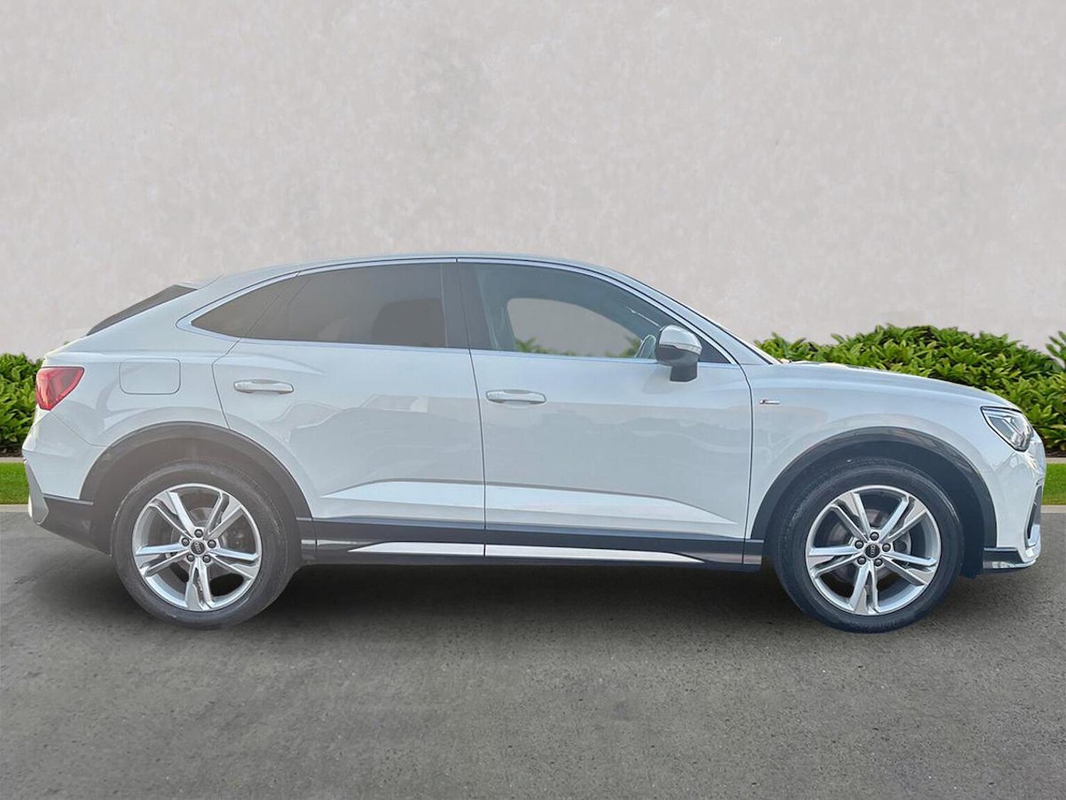 Used Audi Q3 2022 for sale - 76791830: Photo 3