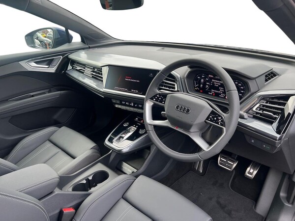 Used Audi Q4 e-tron 2025 for sale - 76027565: Photo 15