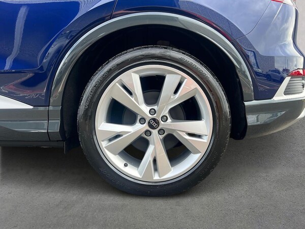 Used Audi Q4 e-tron 2025 for sale - 76027565: Photo 6