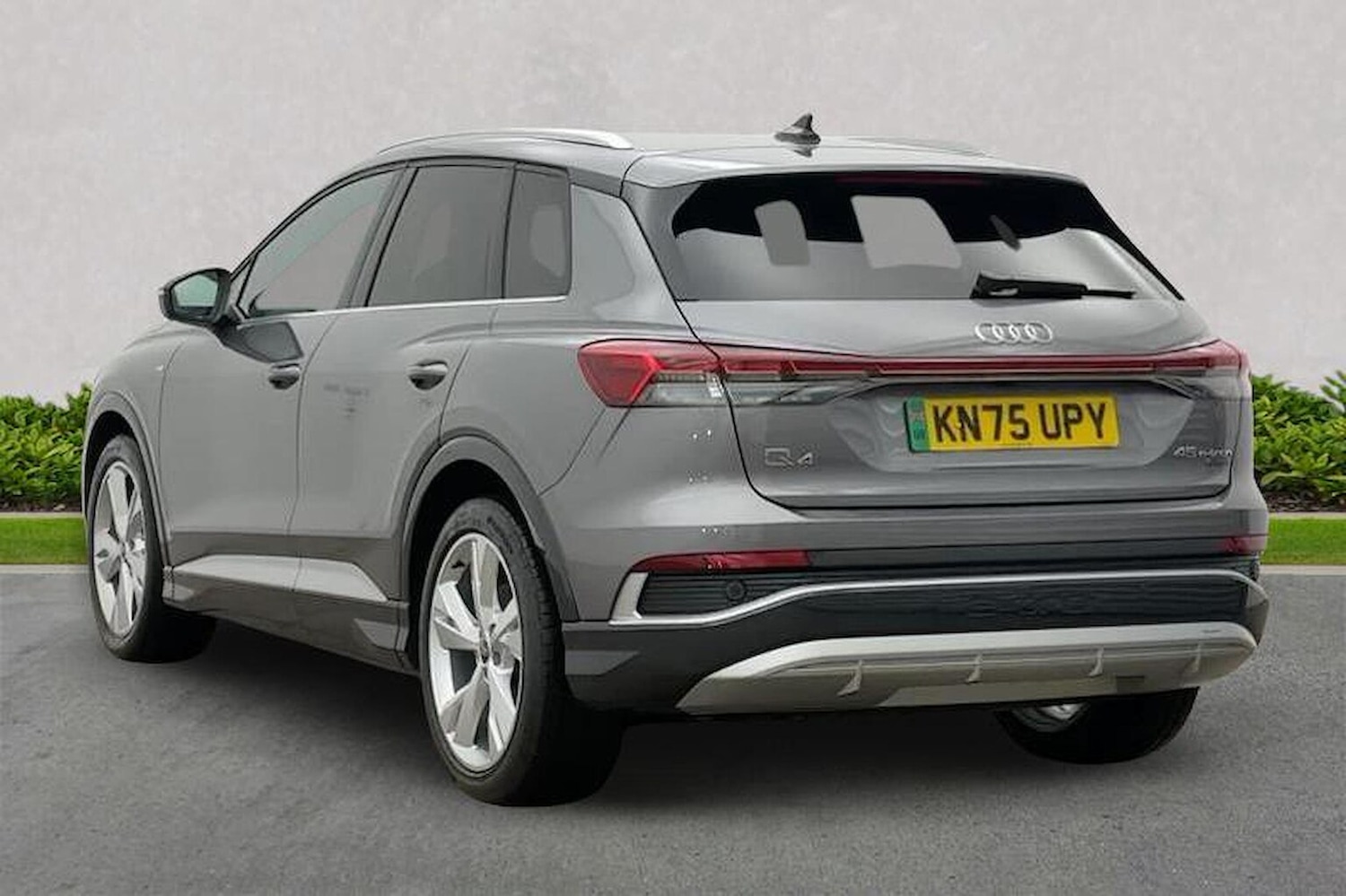 Used Audi Q4 e-tron 2025 for sale - 78192890: Photo 2