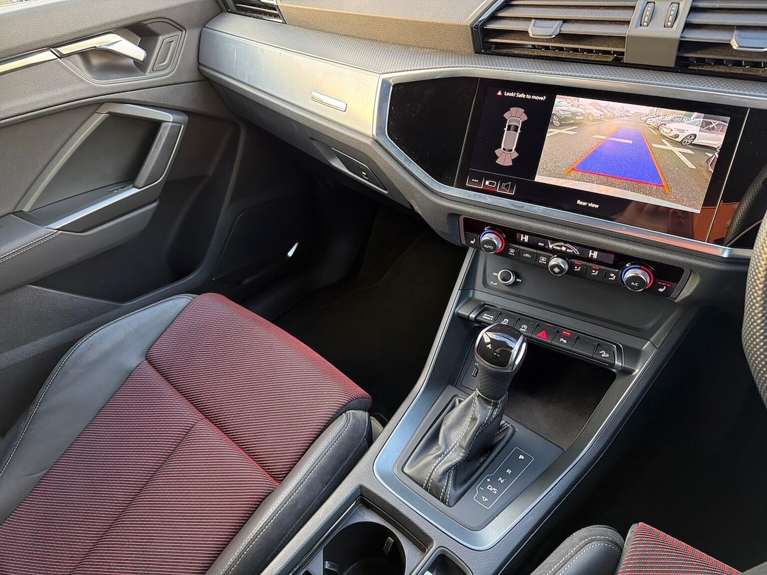 Used Audi Q3 2020 for sale - 76897062: Photo 13