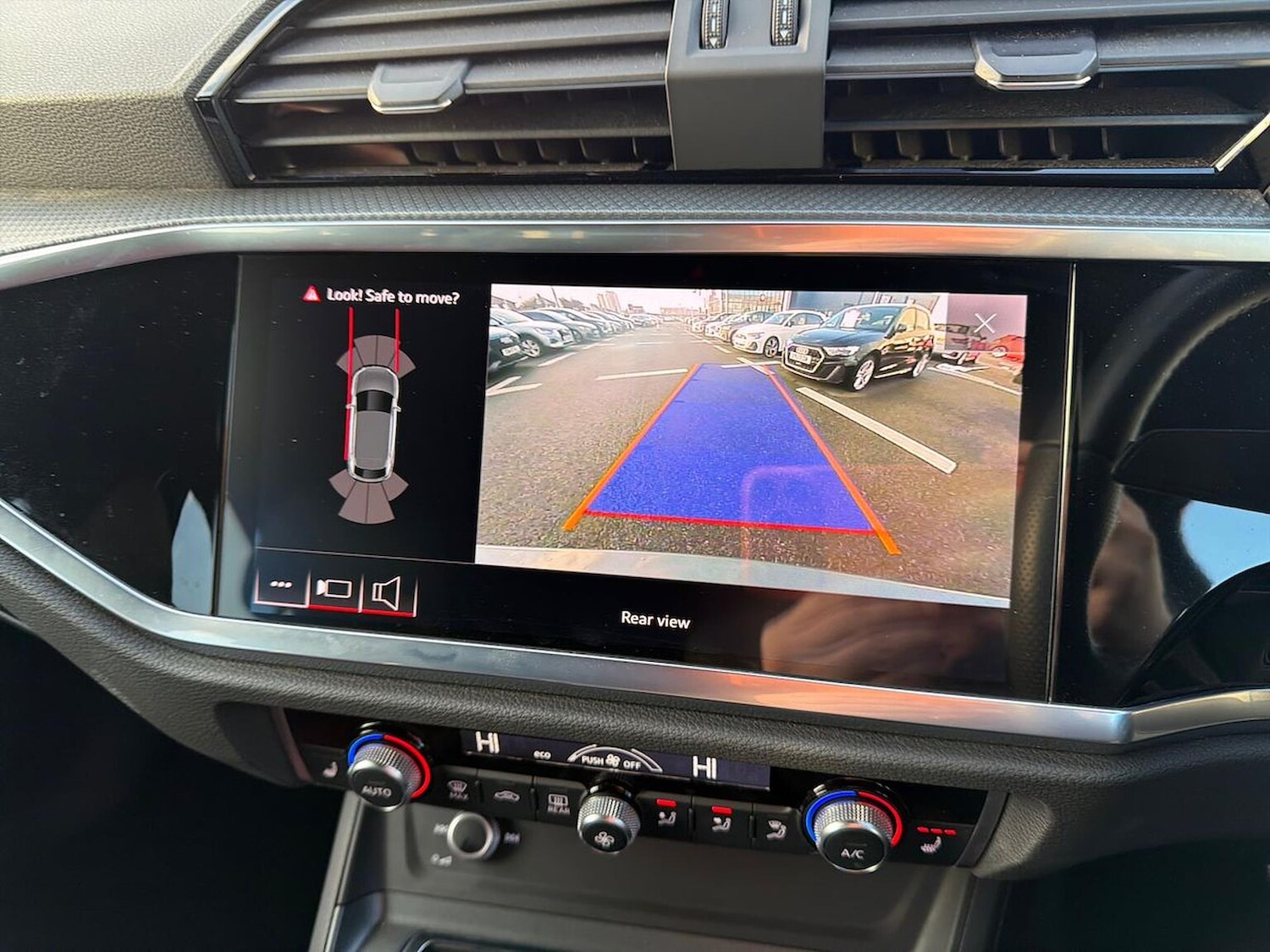 Used Audi Q3 2020 for sale - 76897062: Photo 23