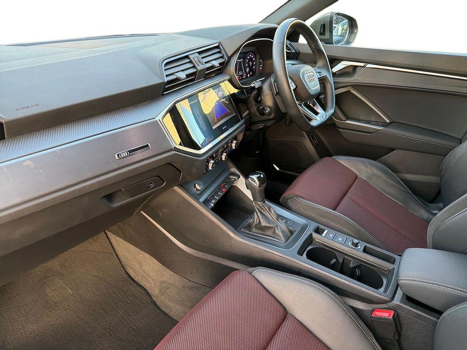 Used Audi Q3 2020 for sale - 76897062: Photo 7