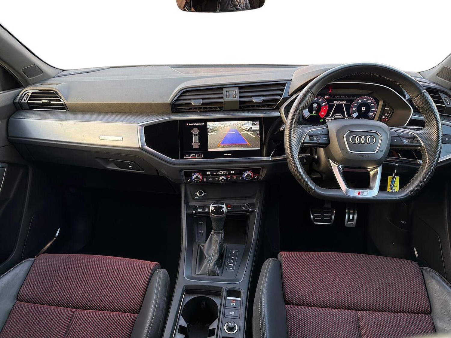 Used Audi Q3 2020 for sale - 76897062: Photo 8