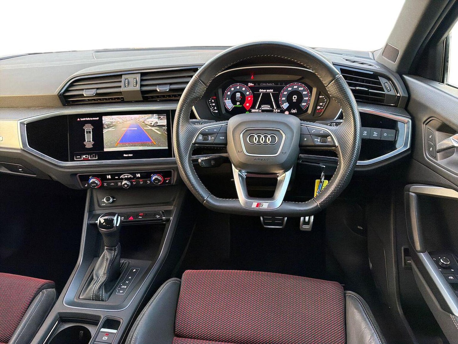 Used Audi Q3 2020 for sale - 76897062: Photo 9