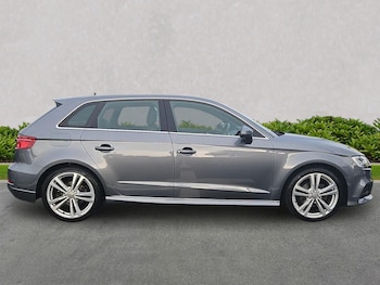 Used Audi A3 2019 for sale - 76510677: Photo