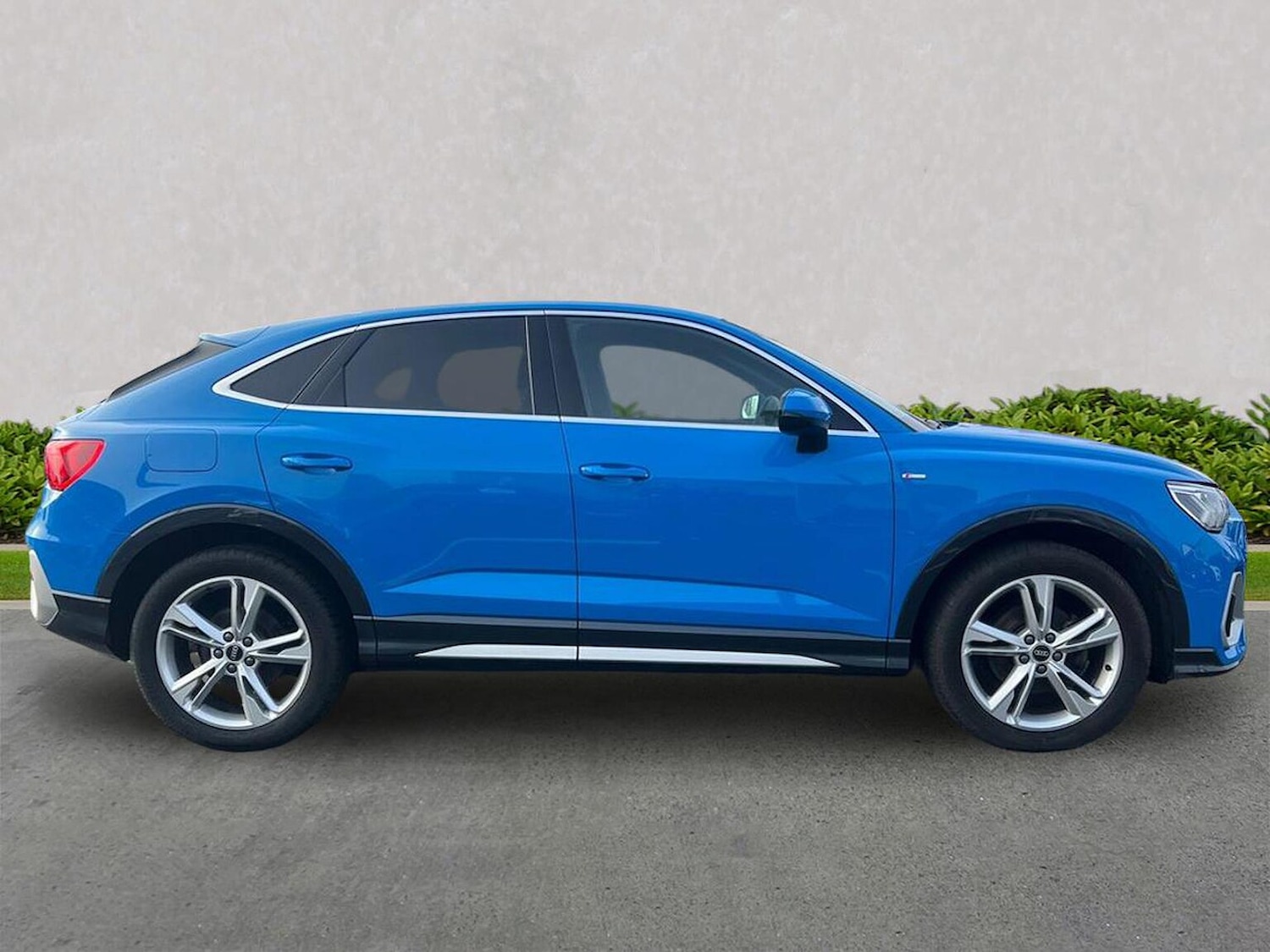 Used Audi Q3 2022 for sale - 77743209: Photo 3