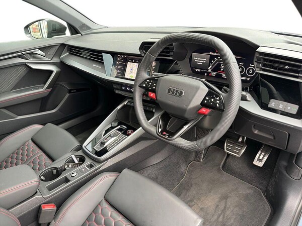 Used Audi RS3 2025 for sale - 76281234: Photo 15