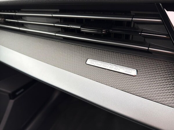 Used Audi RS3 2025 for sale - 76281234: Photo 34