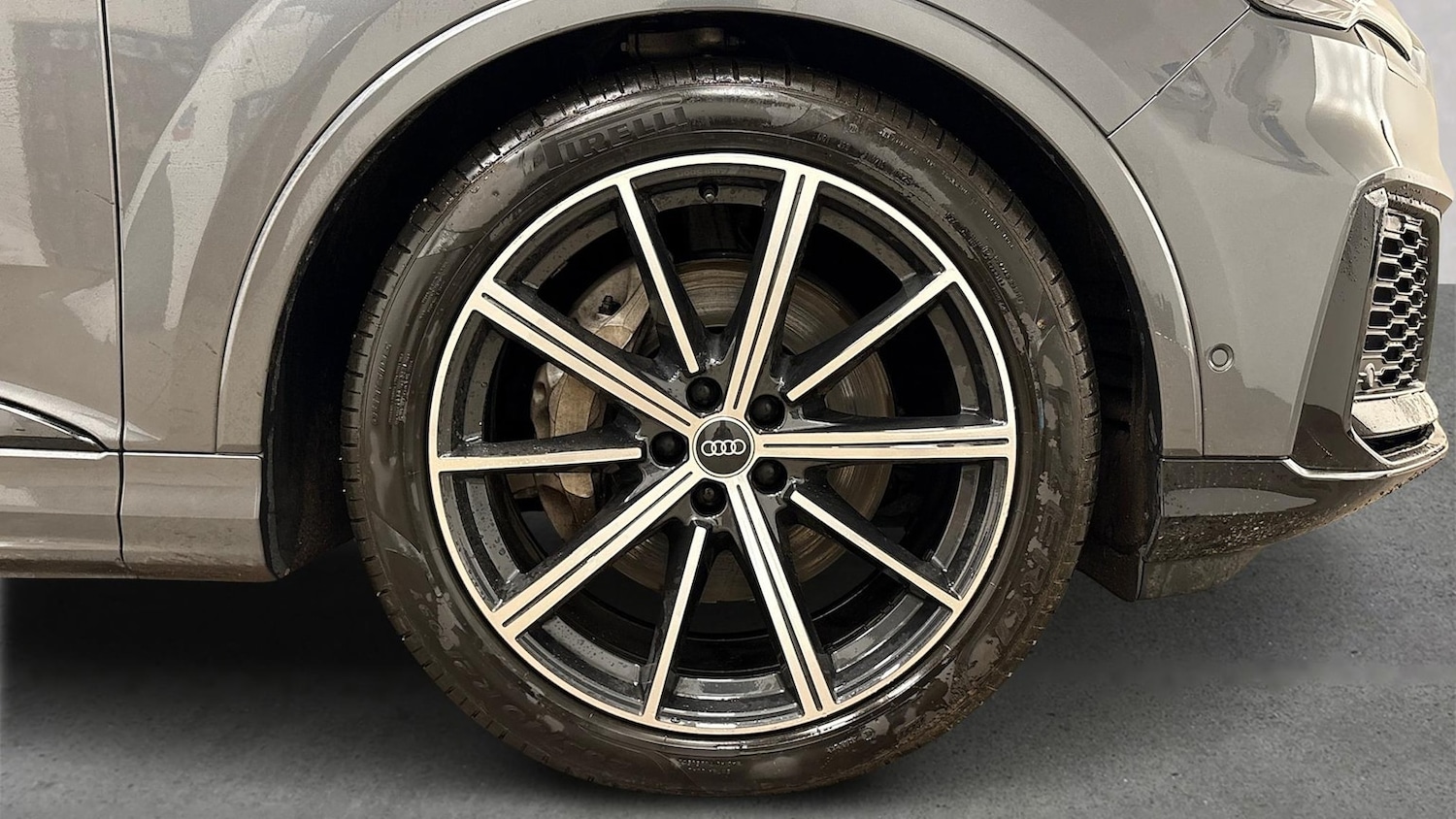 Used Audi Q7 2023 for sale - 78192769: Photo 6