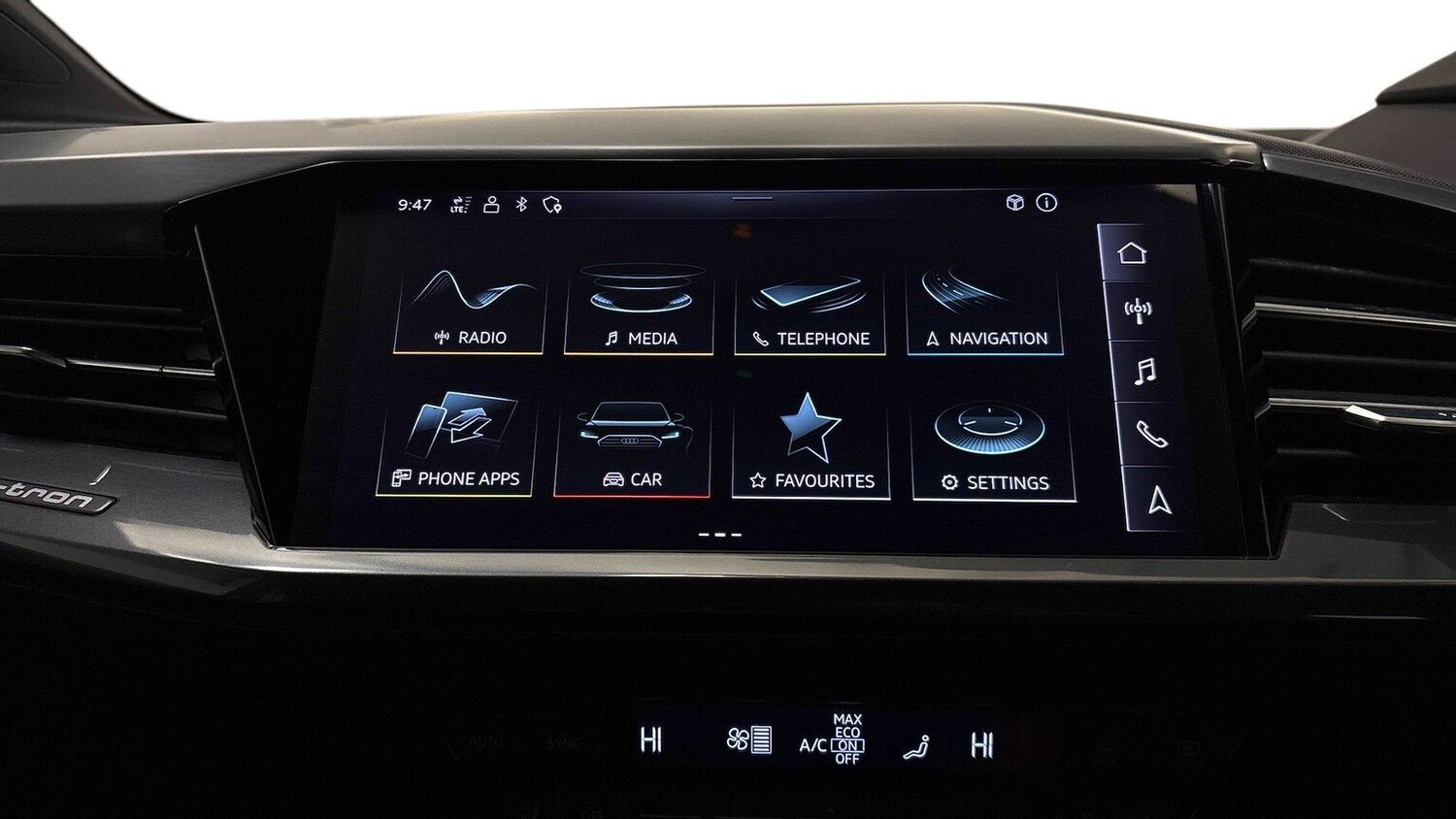 Used Audi Q4 e-tron 2023 for sale - 77846723: Photo 7