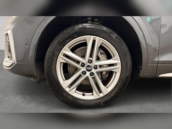 Used Audi Q5 2022 for sale - 77058471: Photo