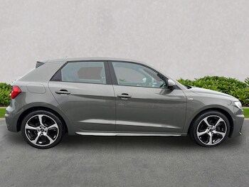 Used Audi A1 2022 for sale - 78470176: Photo