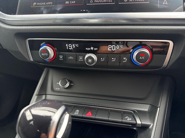 Used Audi Q3 2023 for sale - 76171507: Photo 12