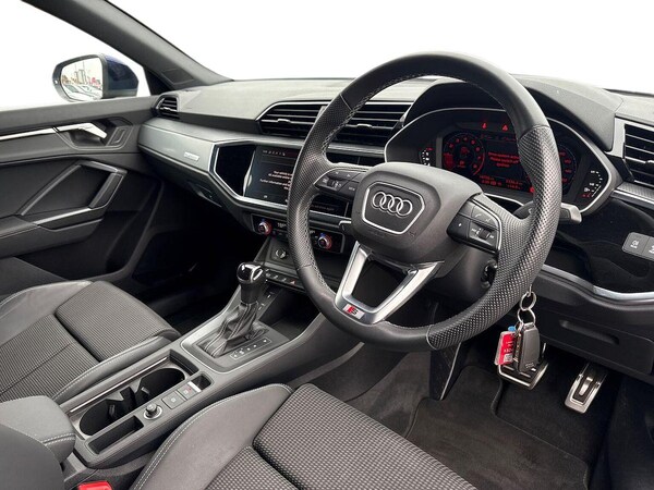 Used Audi Q3 2023 for sale - 76171507: Photo 15