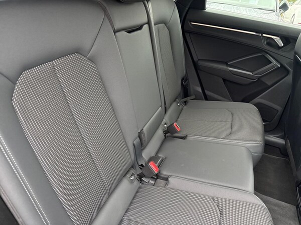 Used Audi Q3 2023 for sale - 76171507: Photo 16