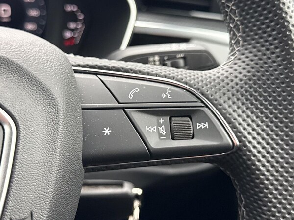Used Audi Q3 2023 for sale - 76171507: Photo 27
