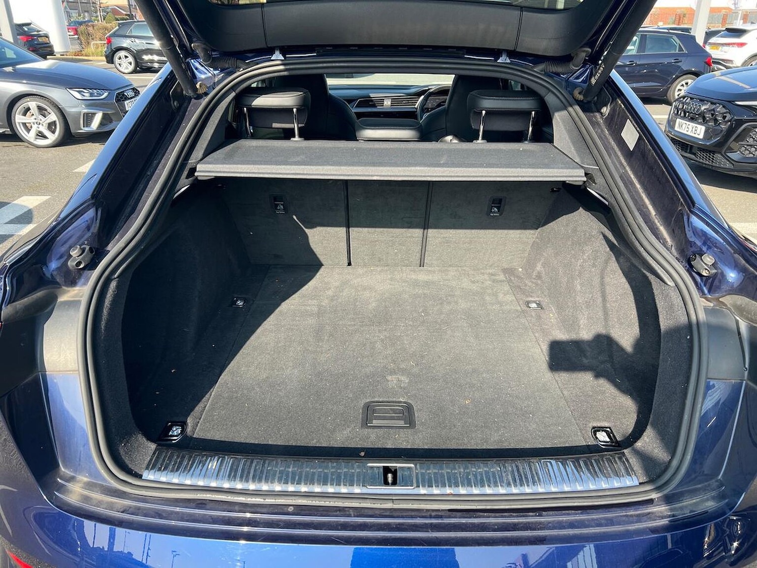 Used Audi e-tron 2022 for sale - 78131769: Photo 19