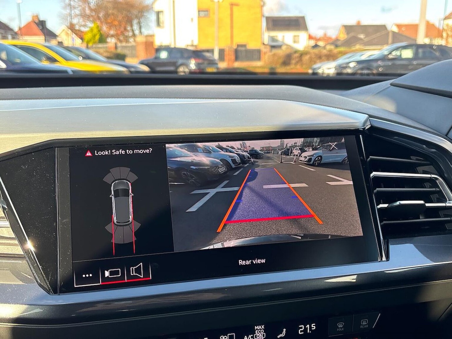 Used Audi Q4 e-tron 2023 for sale - 76859252: Photo 23