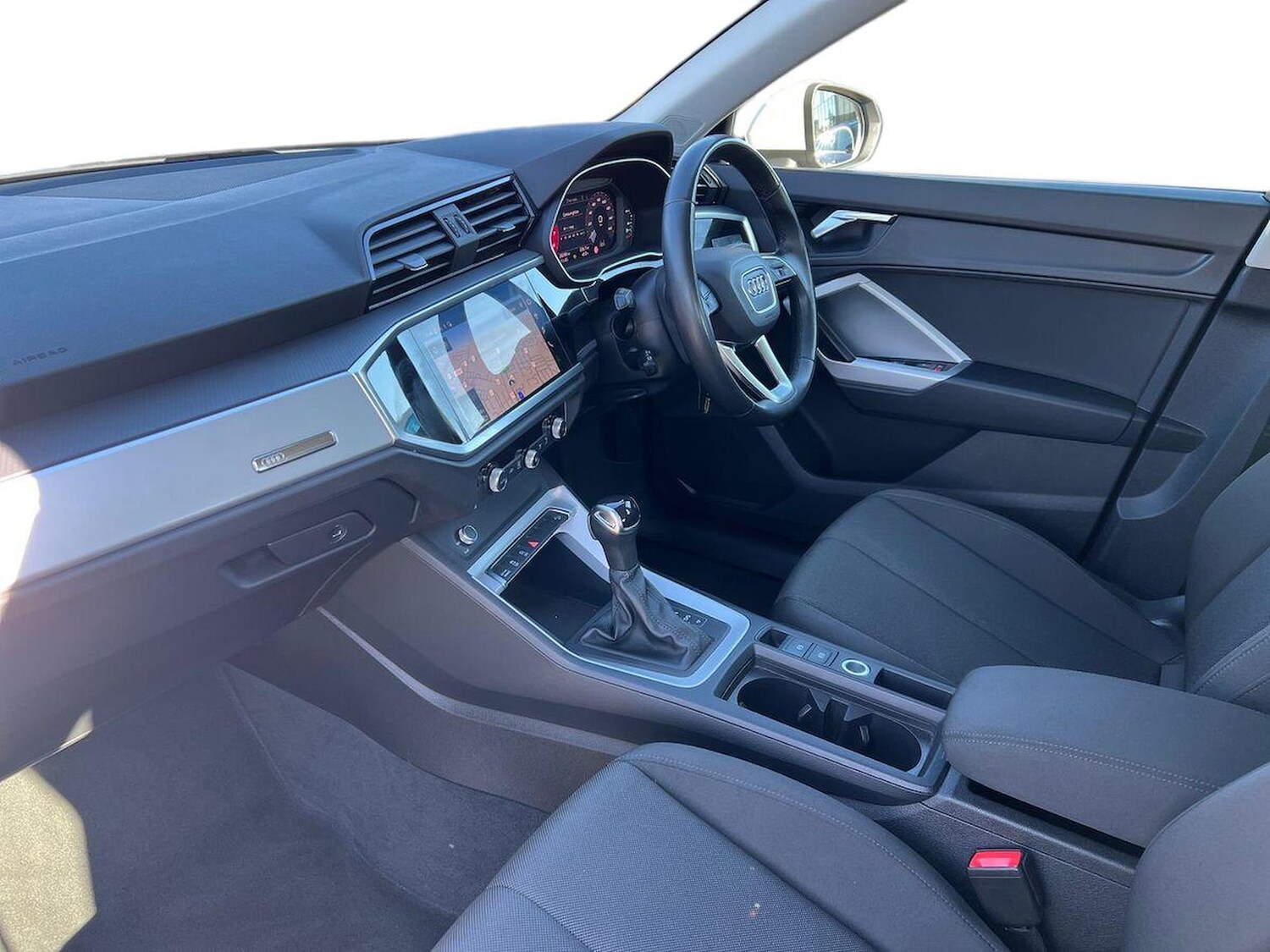 Used Audi Q3 2023 for sale - 77946078: Photo 7