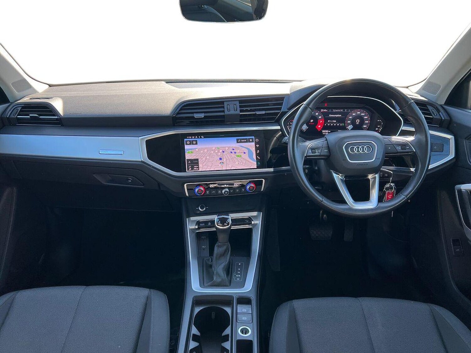 Used Audi Q3 2023 for sale - 77946078: Photo 8