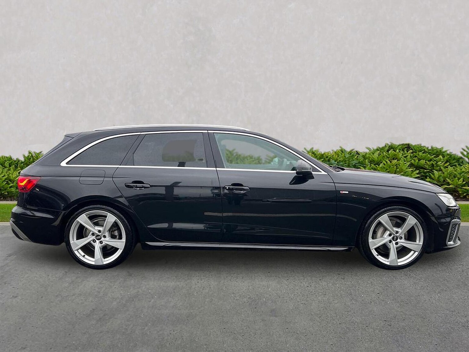 Used Audi A4 2023 for sale - 77845283: Photo 3