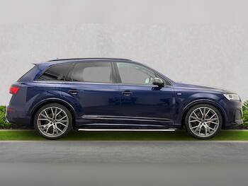 Used Audi Q7 2023 for sale - 79724985: Photo