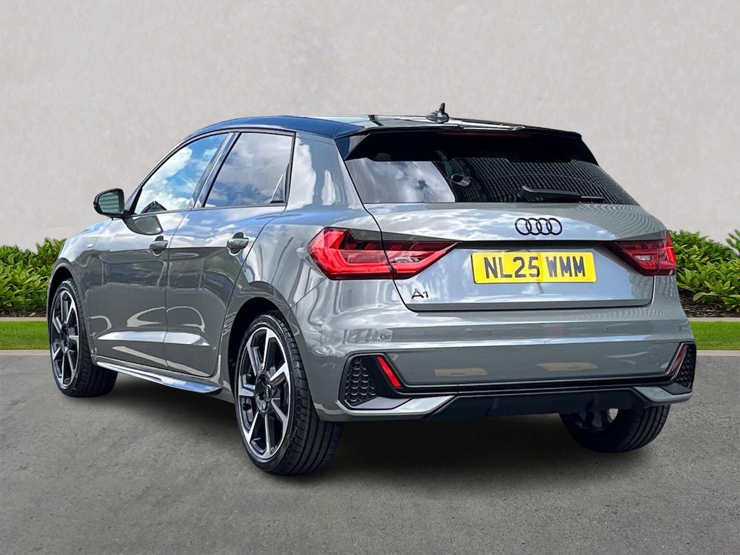 Used Audi A1 2025 for sale - 76699408: Photo 2