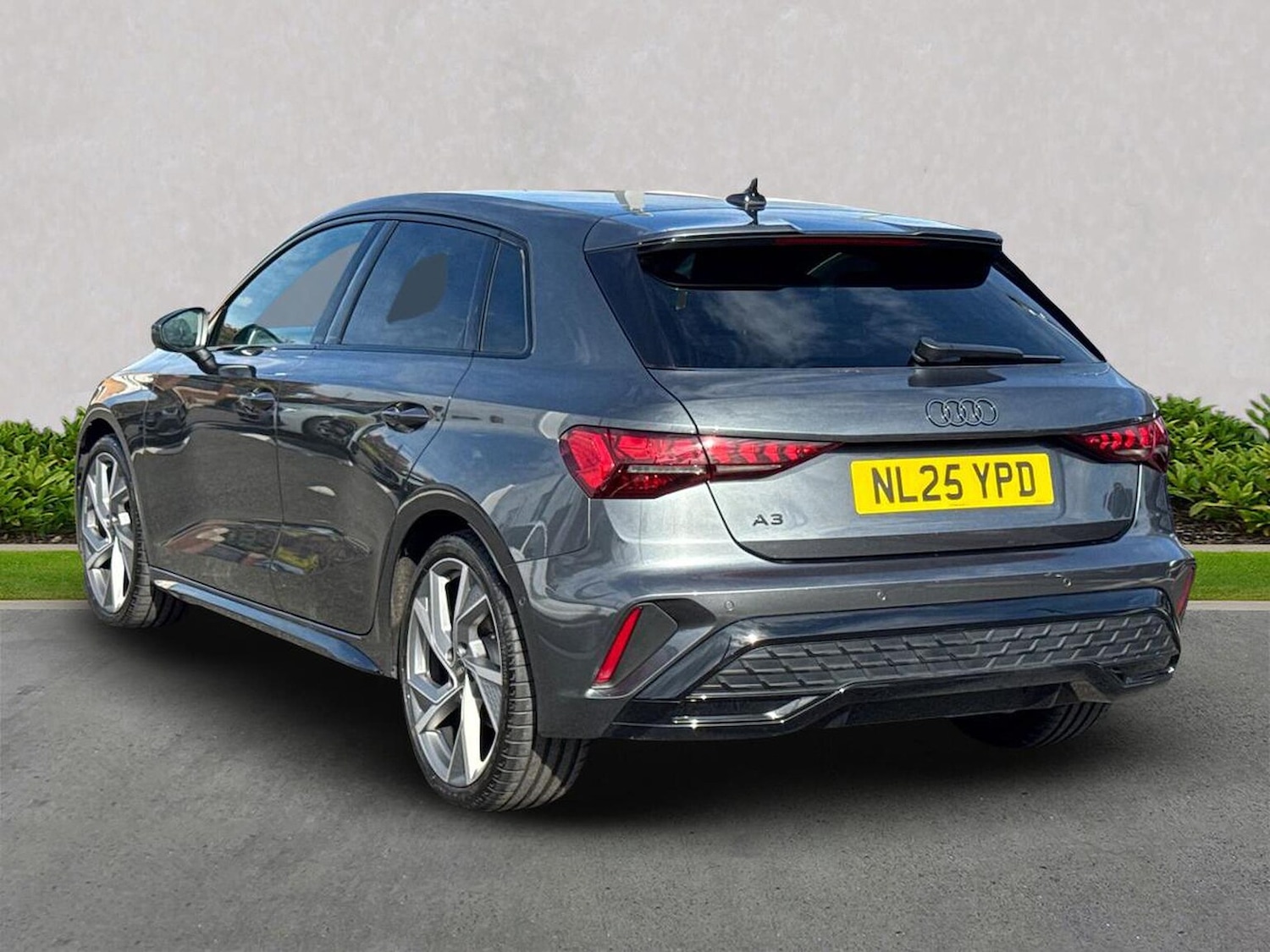 Used Audi A3 2025 for sale - 76170759: Photo 2