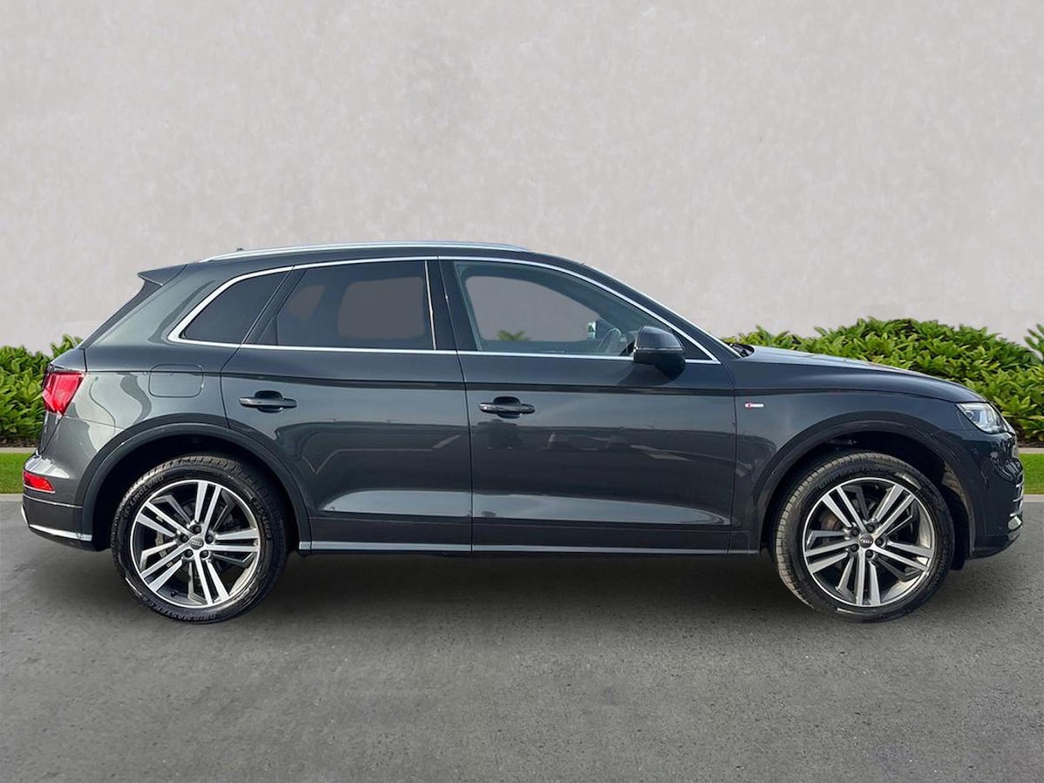 Used Audi Q5 2017 for sale - 78053575: Photo 3