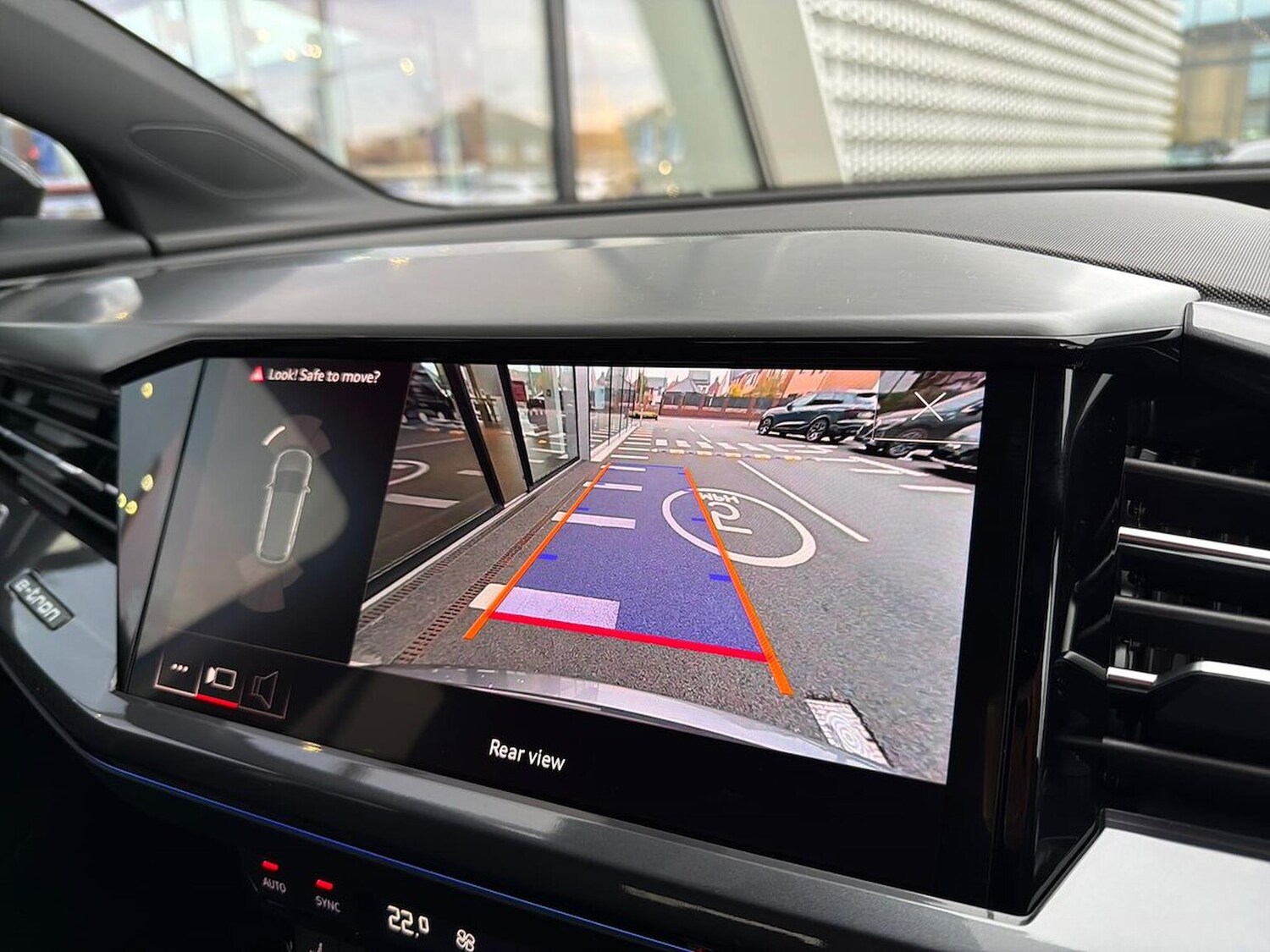 Used Audi Q4 e-tron 2025 for sale - 77603688: Photo 23