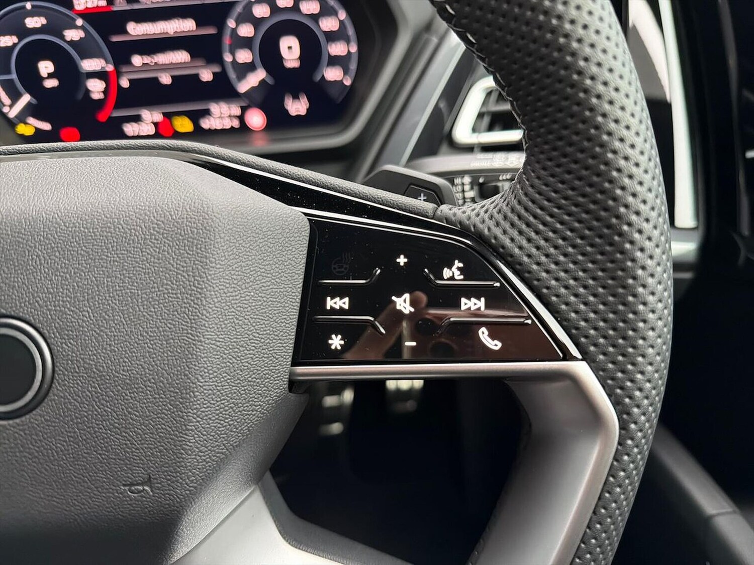 Used Audi Q4 e-tron 2025 for sale - 77603688: Photo 26