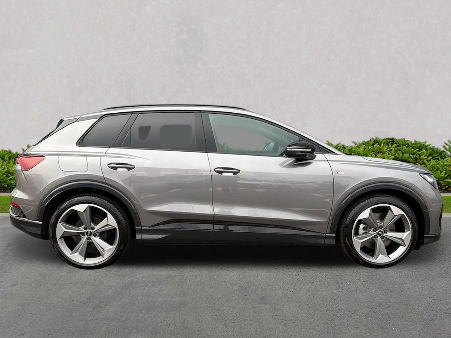 Used Audi Q4 e-tron 2025 for sale - 77603688: Photo 3