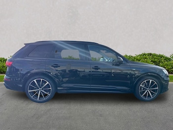 Used Audi Q7 2022 for sale - 77635488: Photo