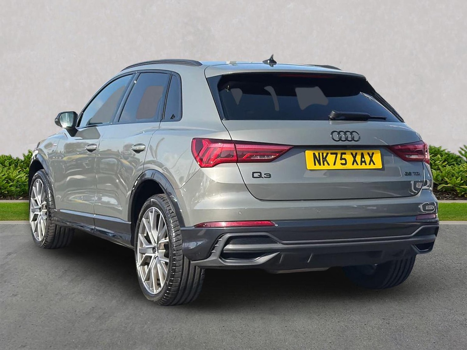 Used Audi Q3 2025 for sale - 78192598: Photo 2