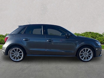 Used Audi A1 2017 for sale - 76193169: Photo 3