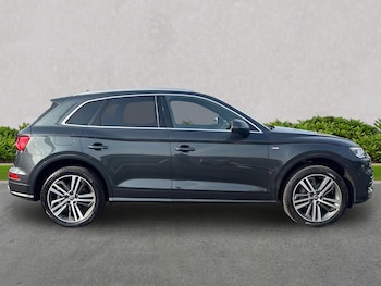 Used Audi Q5 2017 for sale - 79219296: Photo