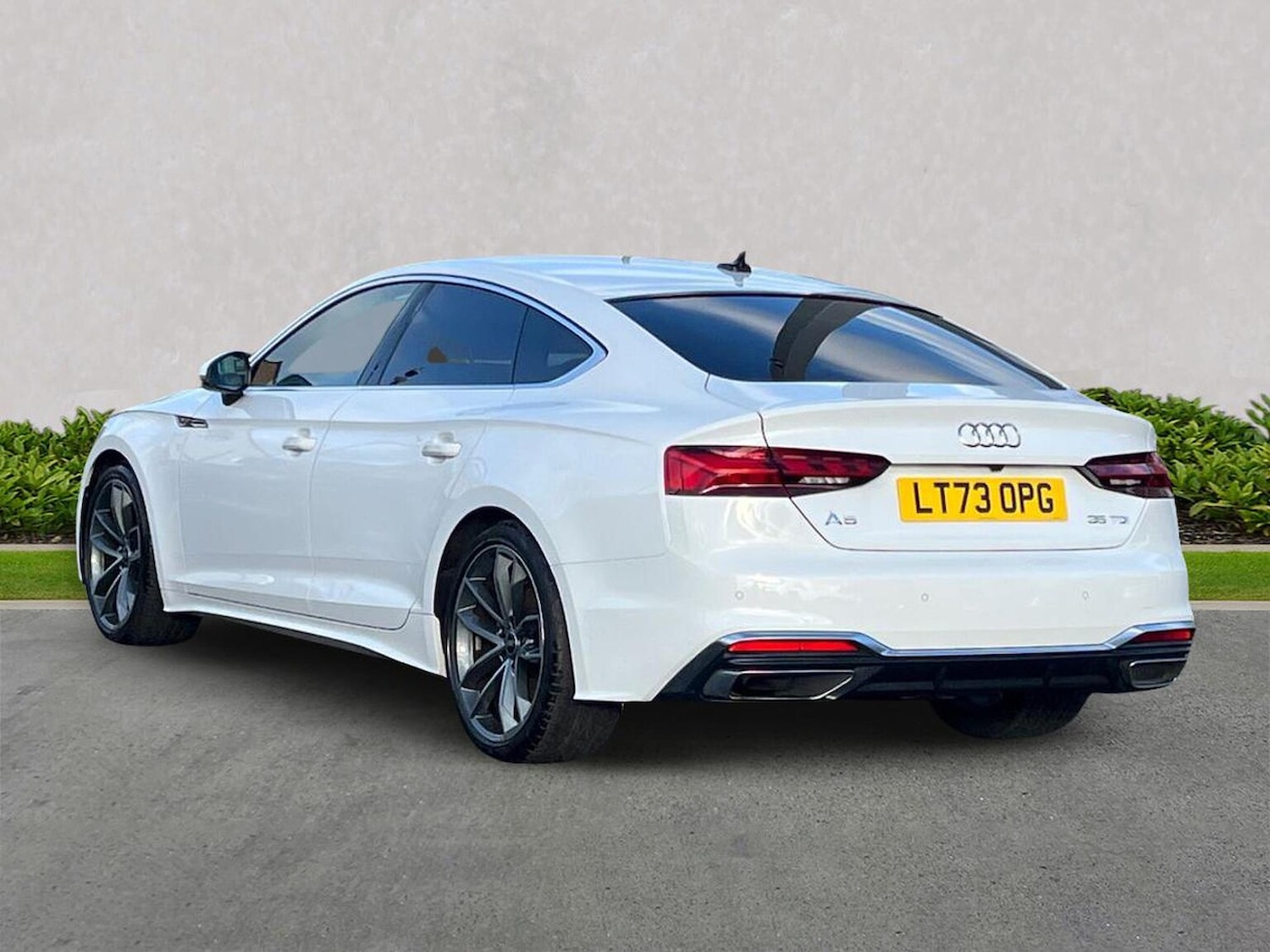 Used Audi A5 2023 for sale - 77775123: Photo 2