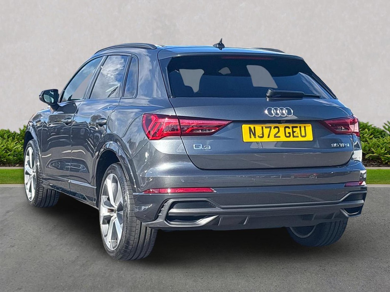 Used Audi Q3 2022 for sale - 78192711: Photo 2