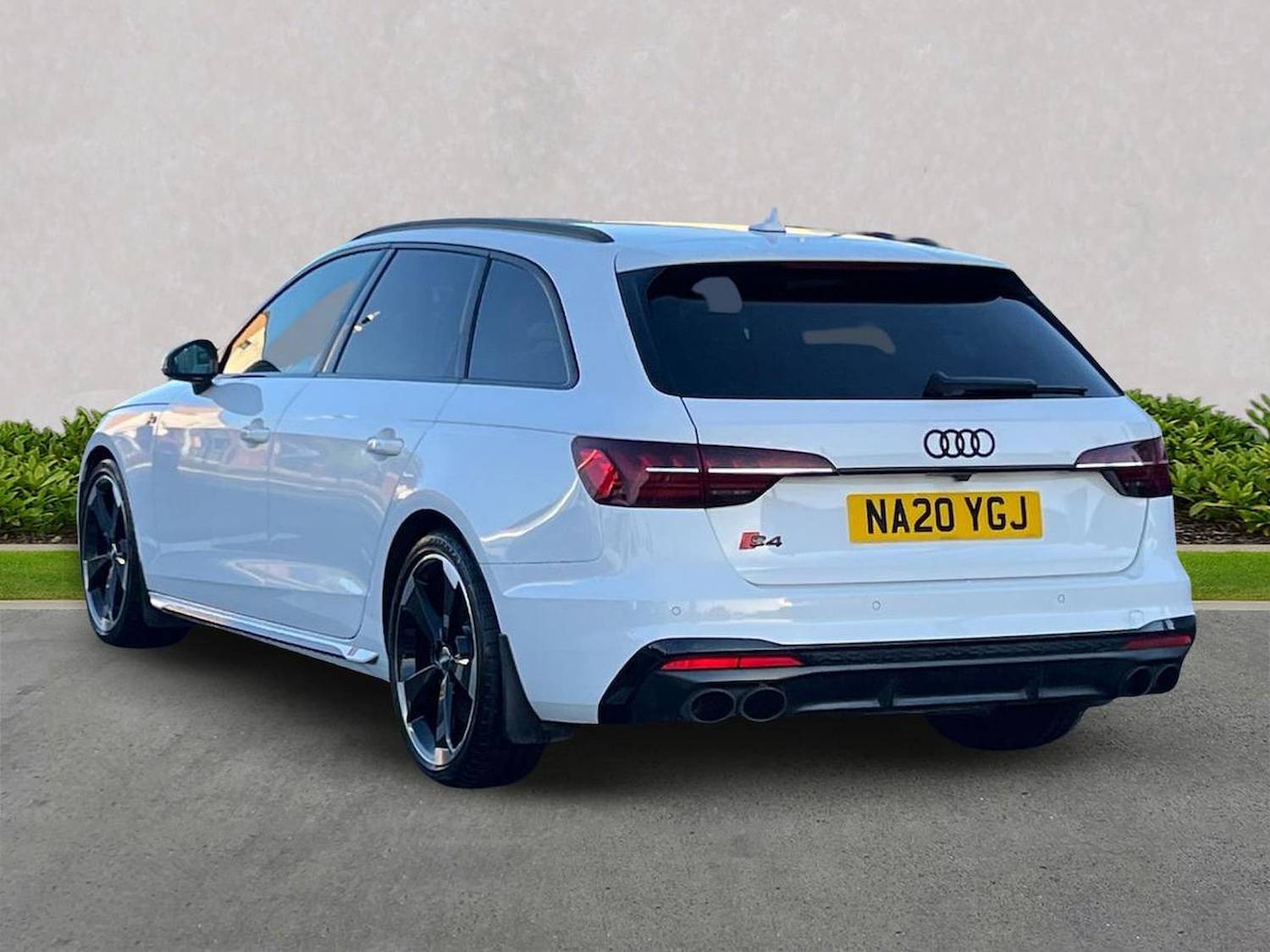 Used Audi A4 2020 for sale - 77489302: Photo 2