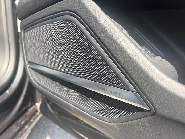 Used Audi A8 2025 for sale - 76097087: Photo 31