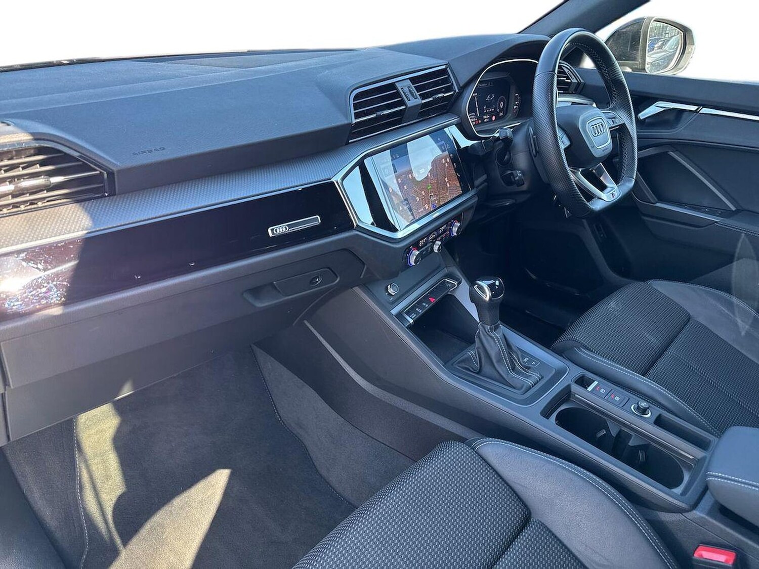 Used Audi Q3 2023 for sale - 78192650: Photo 9