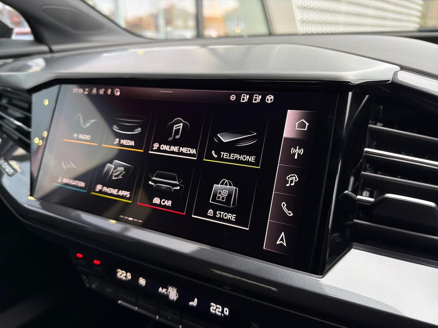 Used Audi Q4 e-tron 2025 for sale - 76763478: Photo 11